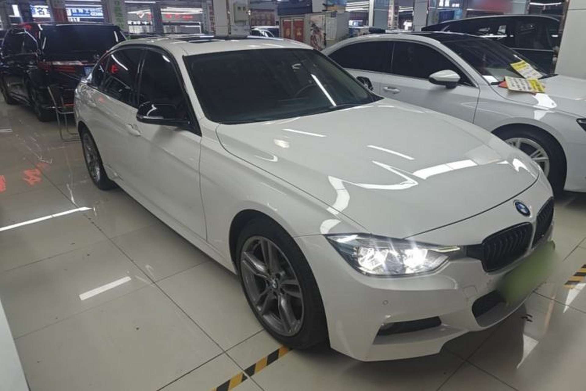 Used BMW 3 Series 2019 320Li M Sport Night Edition Front Right 45 Deg