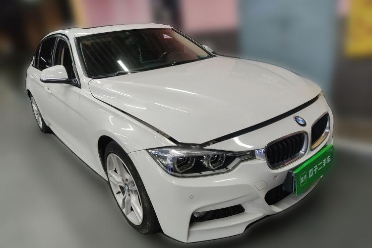 Used BMW 3 Series 2019 320Li M Sport Package Front Right 45 Deg