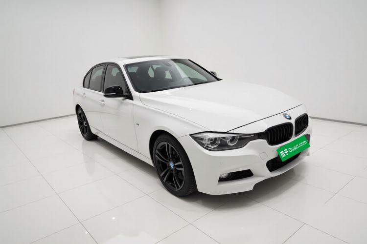 Used BMW 3 Series 2019 320i M Sport Night Edition Front Right 45 Deg