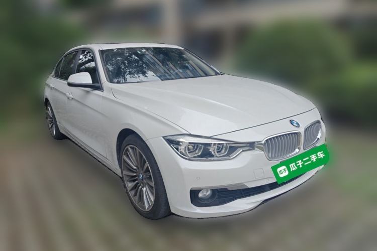 Used BMW 3 Series 2019 320Li Fashion Model Front Right 45 Deg