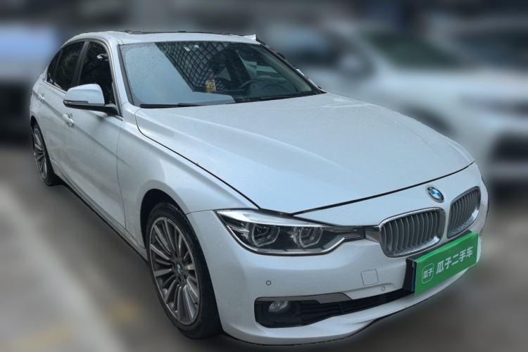 Used BMW 3 Series 2019 320Li xDrive Fashion Model Front Right 45 Deg