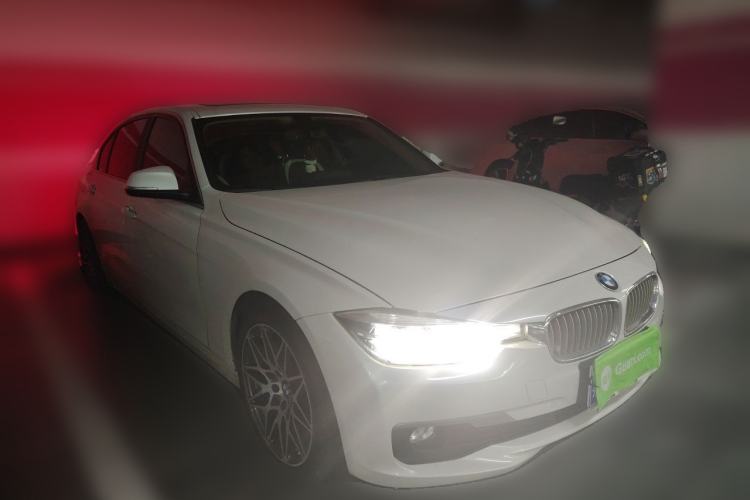 Used BMW 3 Series 2019 320Li xDrive Fashion Model Front Right 45 Deg