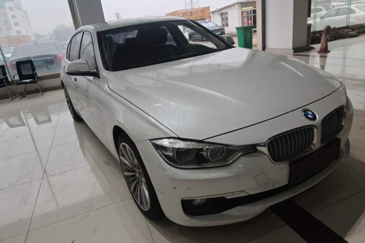 Used BMW 3 Series 2019 320Li Fashion Model Front Right 45 Deg
