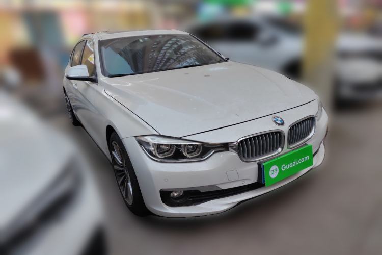 Used BMW 3 Series 2019 320Li Fashion Model Front Right 45 Deg