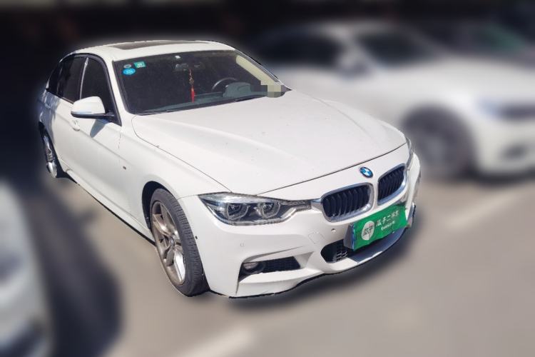 Used BMW 3 Series 2019 320Li M Sport Package Front Right 45 Deg