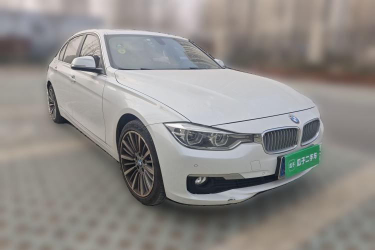 Used BMW 3 Series 2019 320Li Fashion Model Front Right 45 Deg