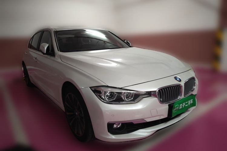 Used BMW 3 Series 2019 320Li Fashion Model Front Right 45 Deg