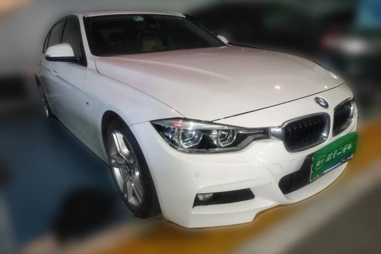 Used BMW 3 Series 2019 320Li M Sport Package Front Right 45 Deg