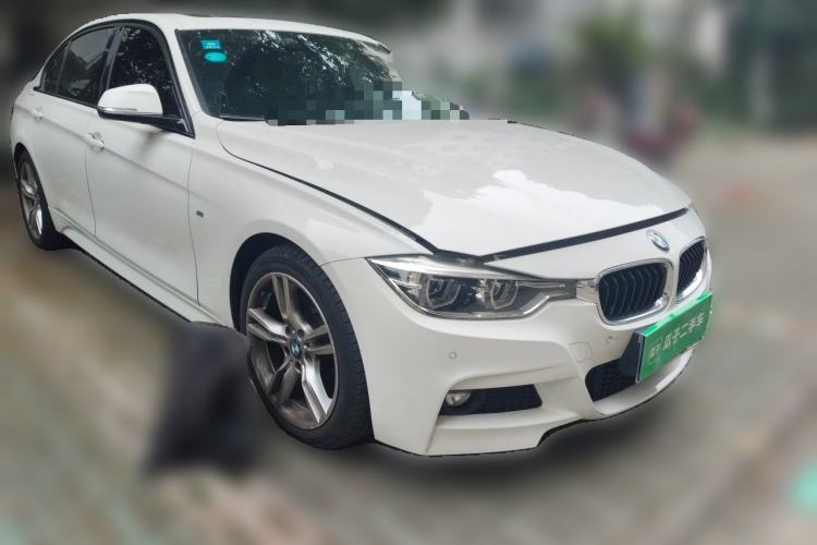 Used BMW 3 Series 2019 320Li M Sport Package Front Right 45 Deg