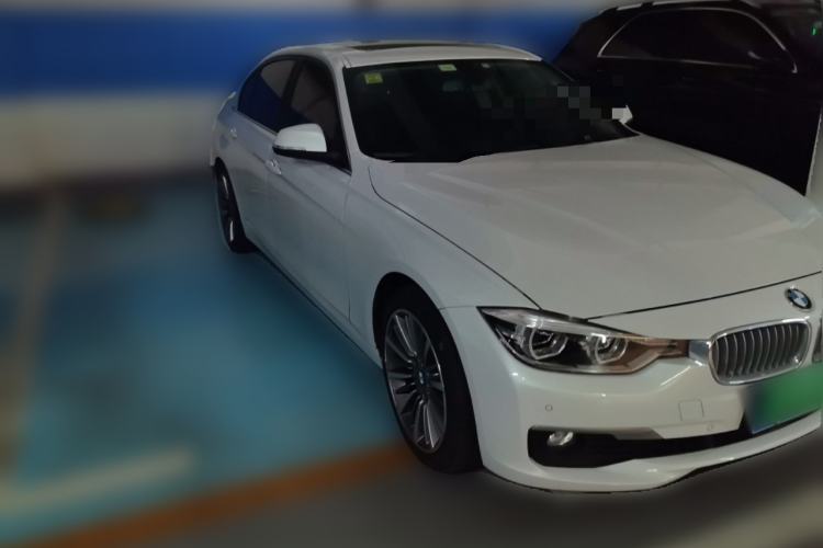 Used BMW 3 Series 2019 320Li Fashion Model Front Right 45 Deg