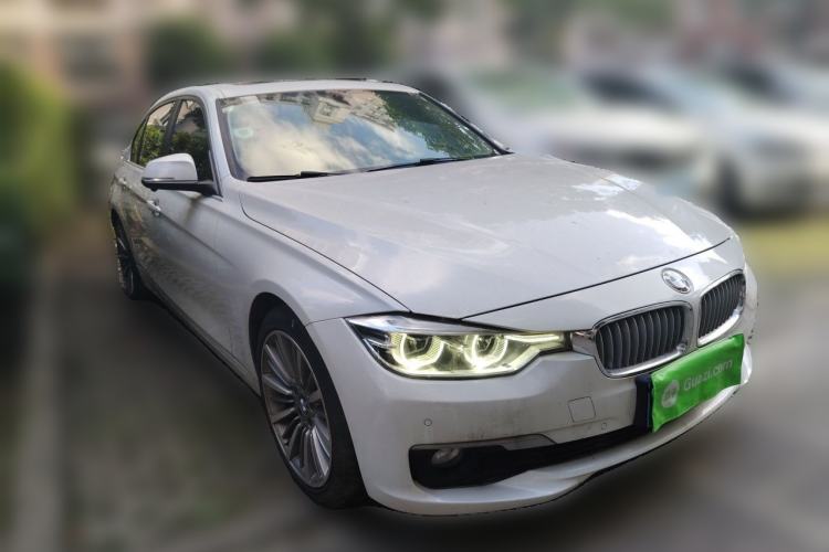Used BMW 3 Series 2019 320Li Fashion Model Front Right 45 Deg