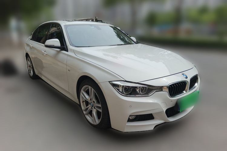 Used BMW 3 Series 2019 320Li M Sport Package Front Right 45 Deg