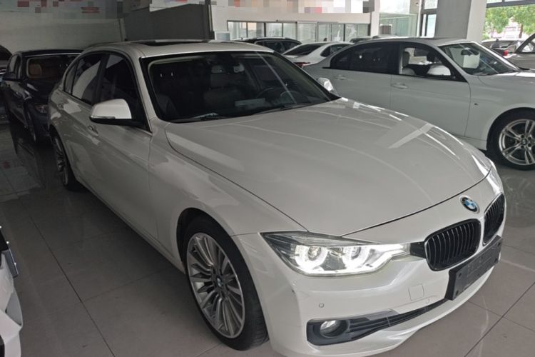 Used BMW 3 Series 2019 320Li Fashion Model Front Right 45 Deg