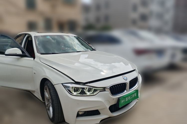 Used BMW 3 Series 2019 320Li M Sport Package Front Right 45 Deg