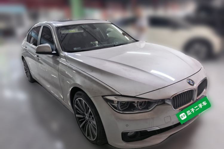 Used BMW 3 Series 2019 320Li Fashion Model Front Right 45 Deg