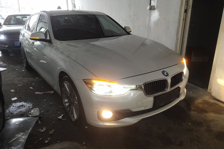Used BMW 3 Series 2019 320Li Fashion Model Front Right 45 Deg