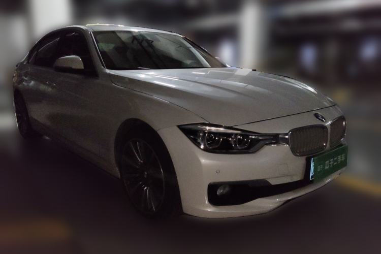 Used BMW 3 Series 2019 320Li Fashion Model Front Right 45 Deg