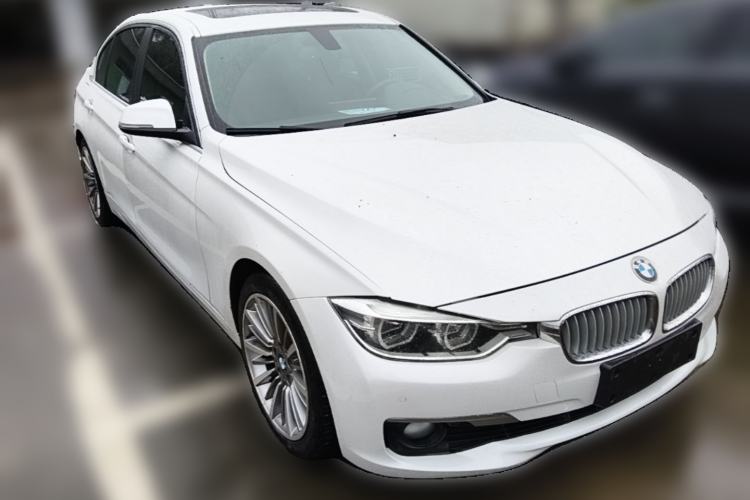Used BMW 3 Series 2019 320Li Fashion Model Front Right 45 Deg