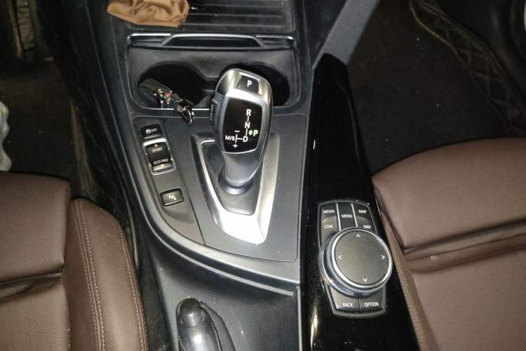 Used BMW 3 Series 2019 320Li Fashion Model Gear Lever
