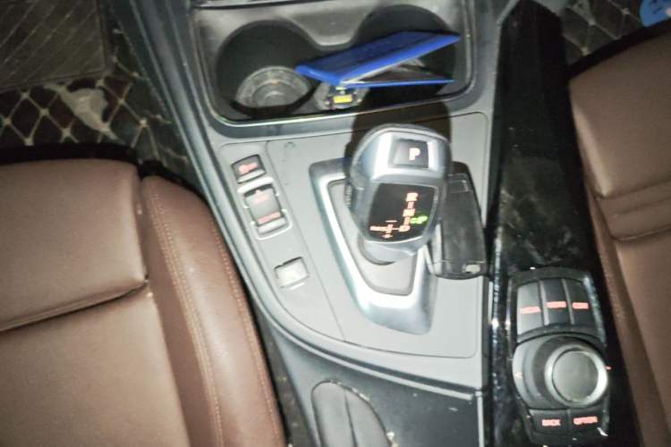 Used BMW 3 Series 2019 320Li Fashion Model Gear Lever