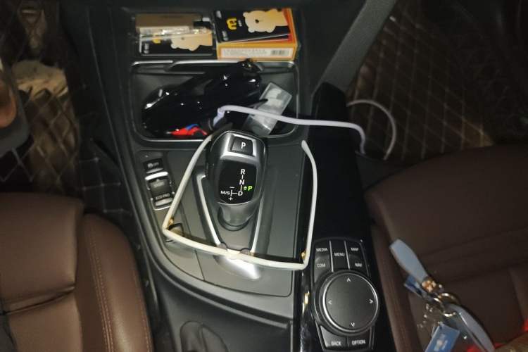 Used BMW 3 Series 2019 320Li Fashion Model Gear Lever