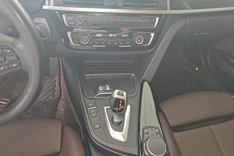 Used BMW 3 Series 2019 320Li Fashion Model Gear Lever