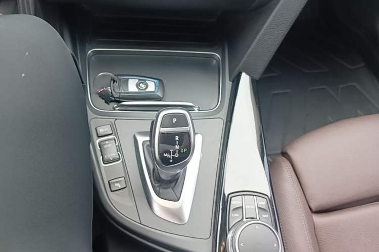 Used BMW 3 Series 2019 320Li M Sport Package Gear Lever
