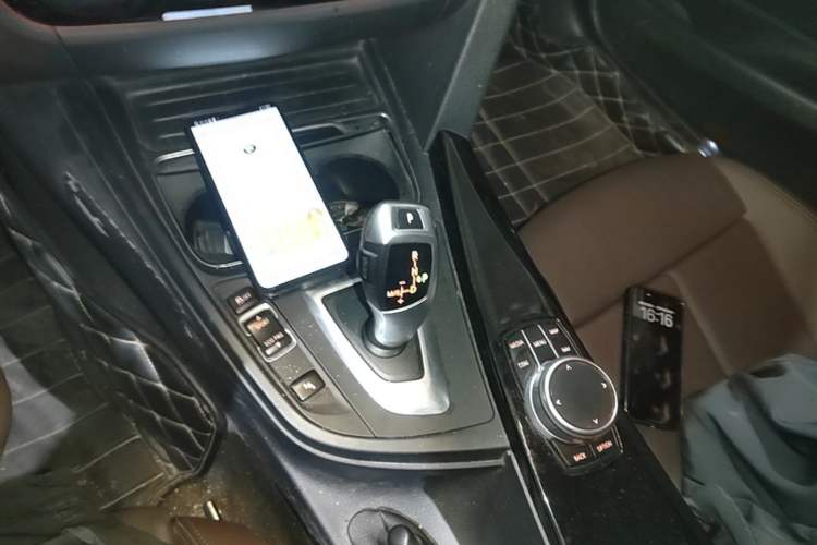 Used BMW 3 Series 2019 320Li Fashion Model Gear Lever