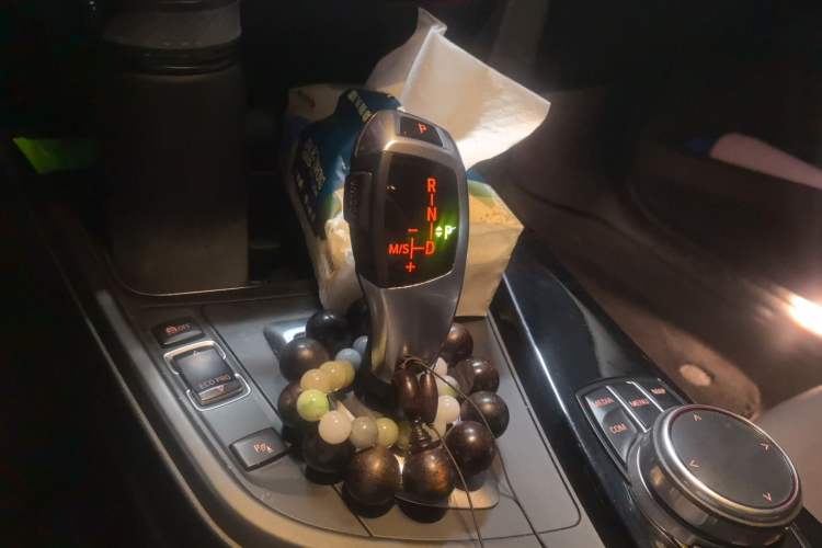 Used BMW 3 Series 2019 320Li Fashion Model Gear Lever