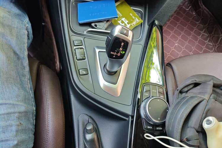 Used BMW 3 Series 2019 320Li Fashion Model Gear Lever