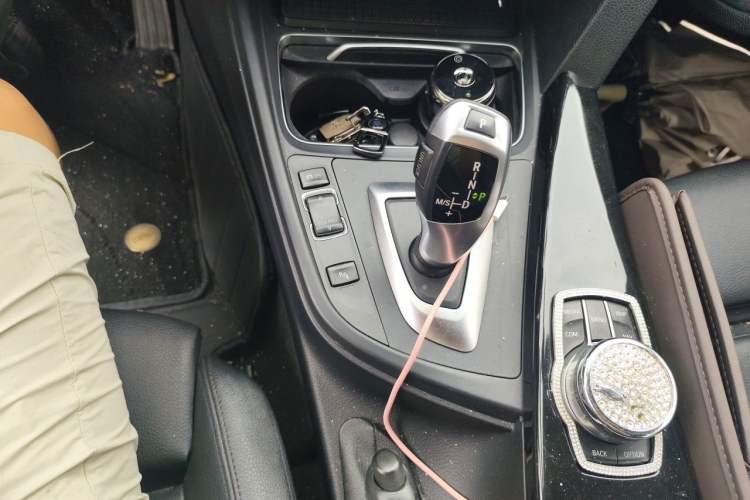 Used BMW 3 Series 2019 320Li Fashion Model Gear Lever