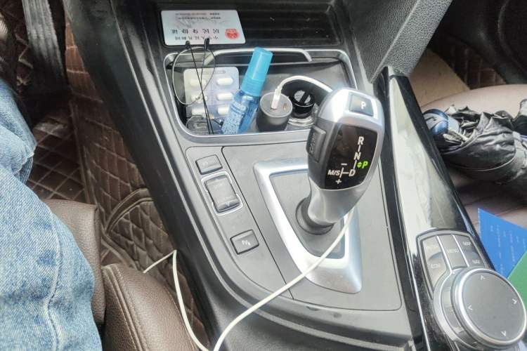 Used BMW 3 Series 2019 320Li Fashion Model Gear Lever
