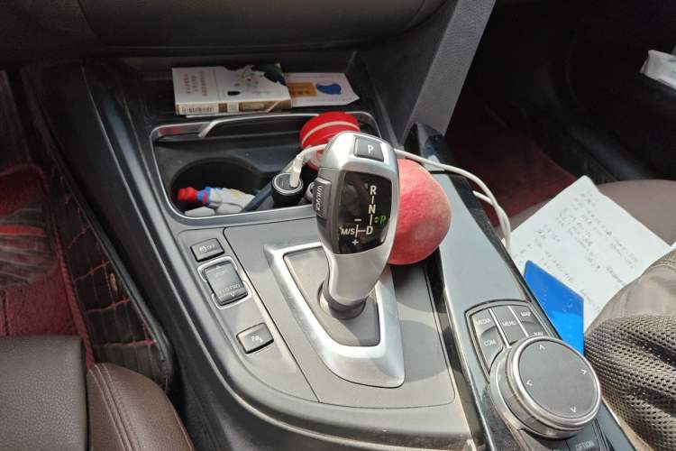 Used BMW 3 Series 2019 320Li Fashion Model Gear Lever