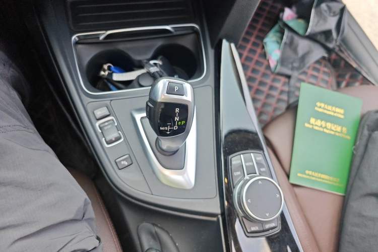 Used BMW 3 Series 2019 320Li Fashion Model Gear Lever
