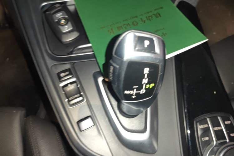 Used BMW 3 Series 2019 320Li Fashion Model Gear Lever