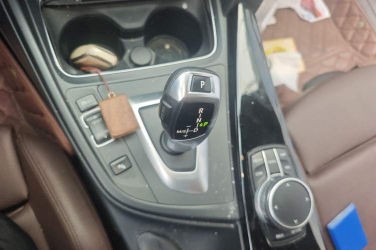 Used BMW 3 Series 2019 320Li Fashion Model Gear Lever