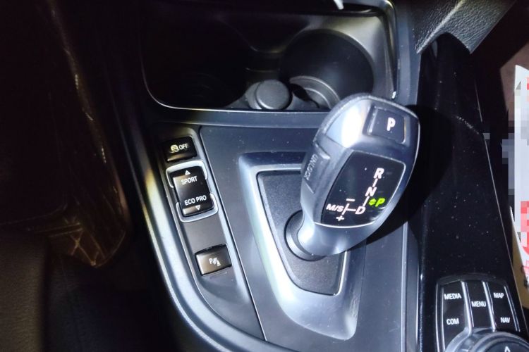 Used BMW 3 Series 2019 320Li Fashion Model Gear Lever