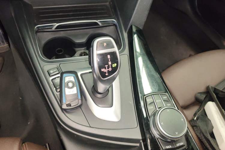 Used BMW 3 Series 2019 320Li M Sport Package Gear Lever