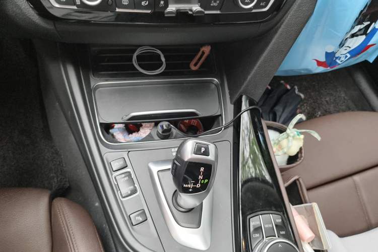 Used BMW 3 Series 2019 320Li Fashion Model Gear Lever