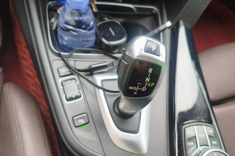 Used BMW 3 Series 2019 320Li Fashion Model Gear Lever