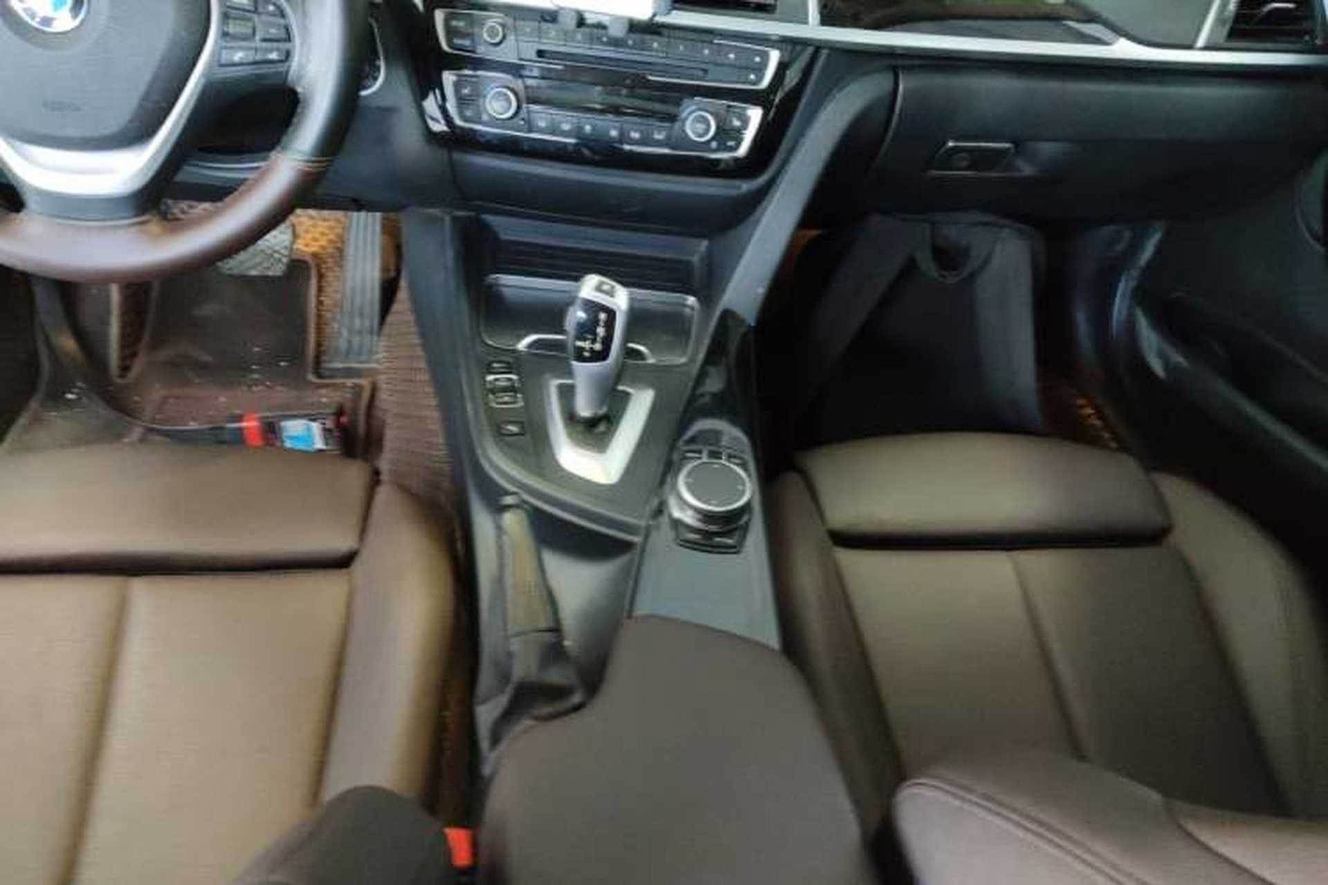 Used BMW 3 Series 2019 320Li Fashion Model Gear Lever