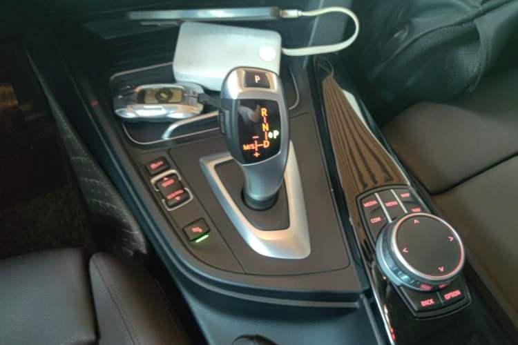 Used BMW 3 Series 2019 320Li Fashion Model Gear Lever