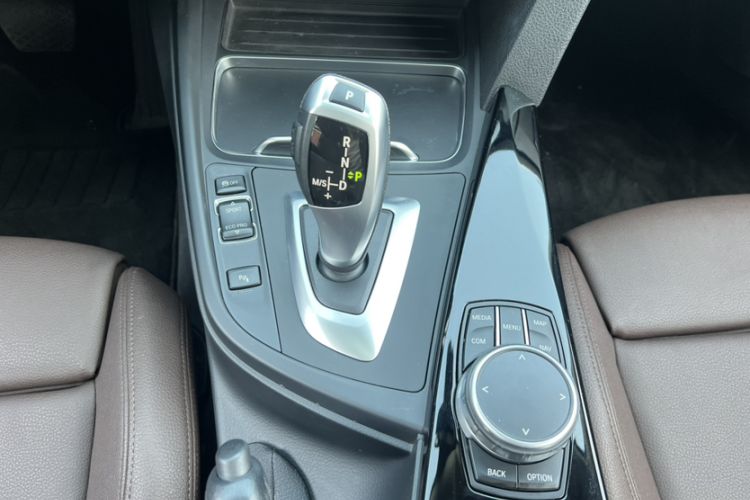 Used BMW 3 Series 2019 320Li Fashion Model Gear Lever