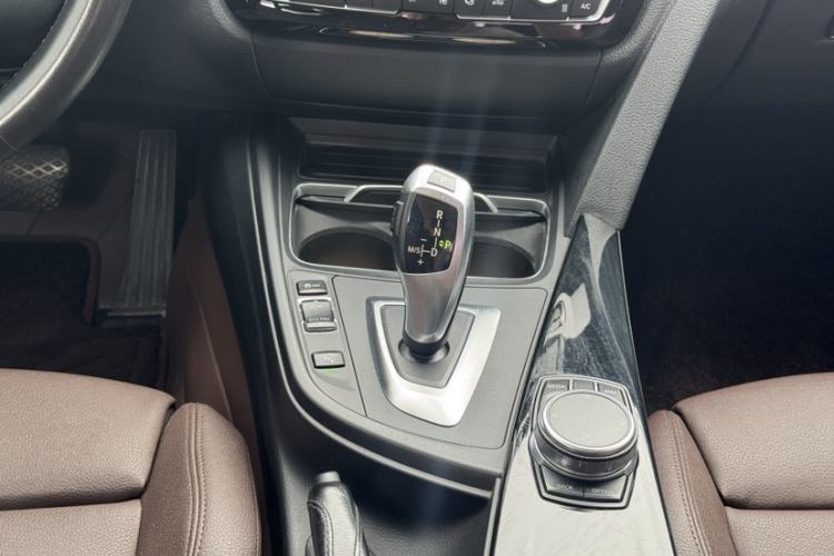 Used BMW 3 Series 2019 320Li xDrive Fashion Model Gear Lever