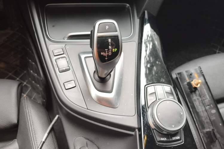 Used BMW 3 Series 2019 320Li M Sport Package Gear Lever