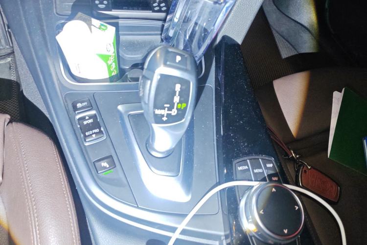 Used BMW 3 Series 2019 320Li Fashion Model Gear Lever