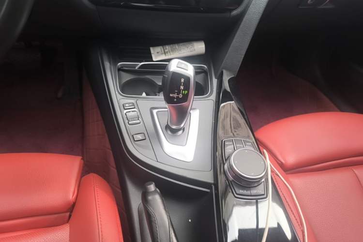Used BMW 3 Series 2019 320Li Fashion Model Gear Lever