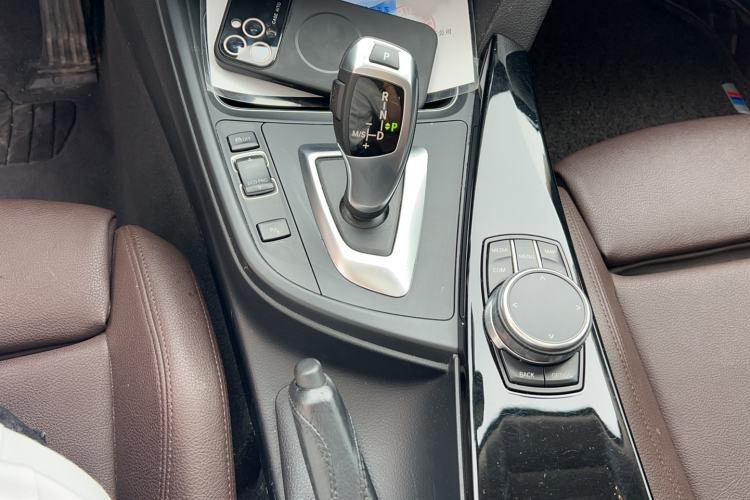 Used BMW 3 Series 2019 320Li Fashion Model Gear Lever