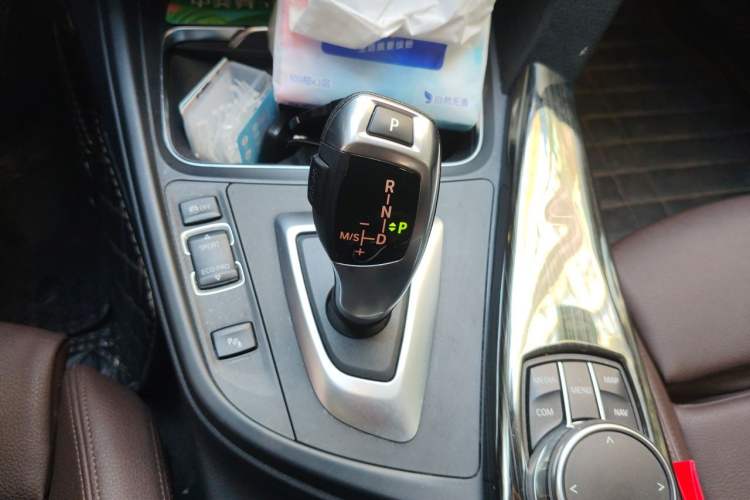 Used BMW 3 Series 2019 320Li Fashion Model Gear Lever