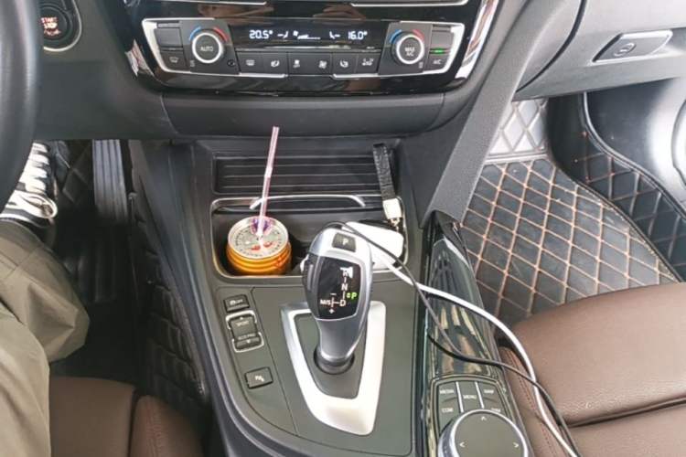 Used BMW 3 Series 2019 320Li Fashion Model Gear Lever